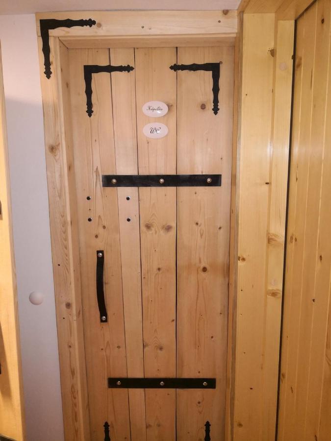 Chata Zuzka Pod Babou Horou Oravská Polhora Buitenkant foto